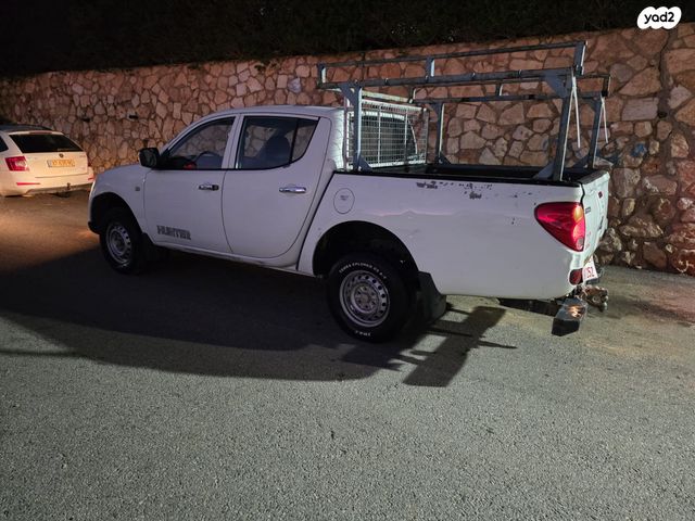 מיצובישי טרייטון / L200