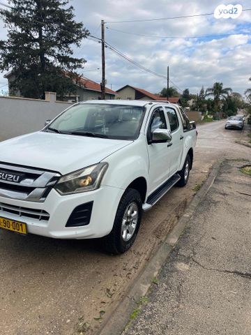 מודעת רכב איסוזו די-מקס