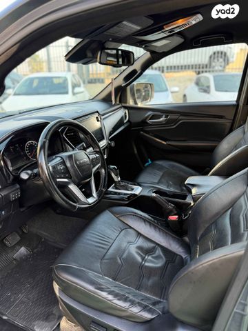 איסוזו די-מקס