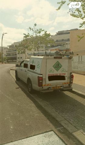 איסוזו די-מקס