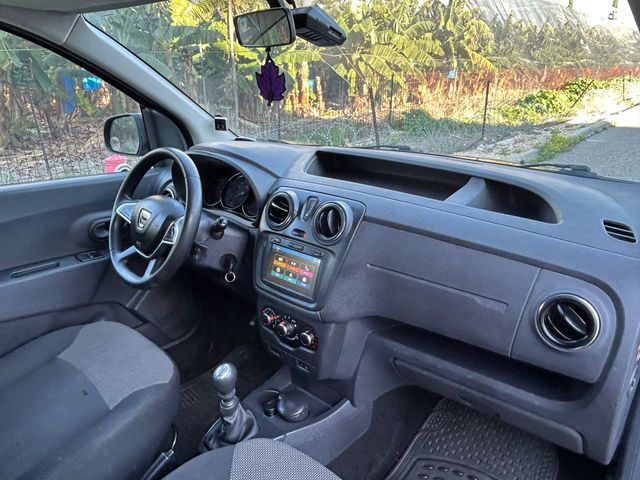 דאצ'יה דוקר