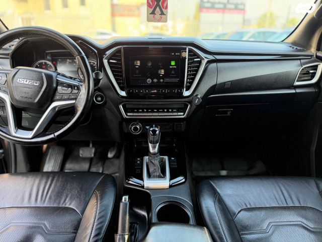 איסוזו די-מקס