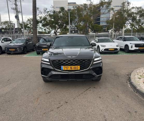 מודעת רכב ג'נסיס GV80