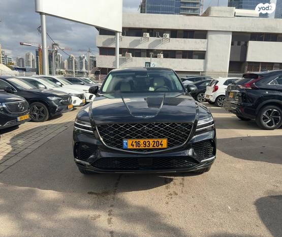 מודעת רכב ג'נסיס GV80