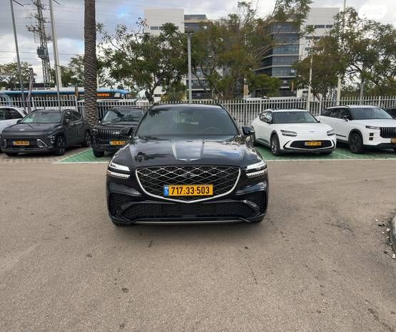 מודעת רכב ג'נסיס GV70