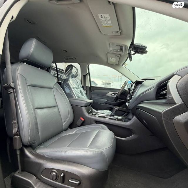 שברולט טראוורס