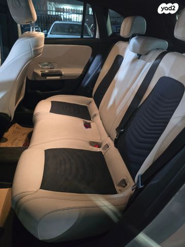 מרצדס-בנץ GLA