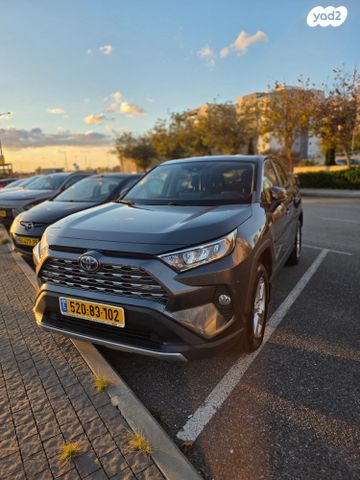 מודעת רכב טויוטה RAV4