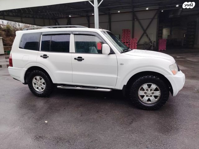 מיצובישי פג'רו