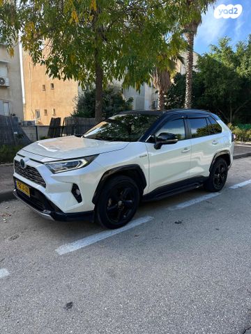 מודעת רכב טויוטה RAV4