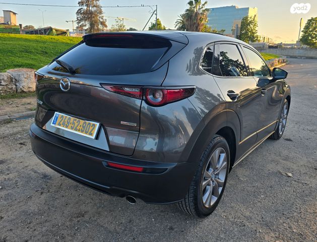 מאזדה CX-30