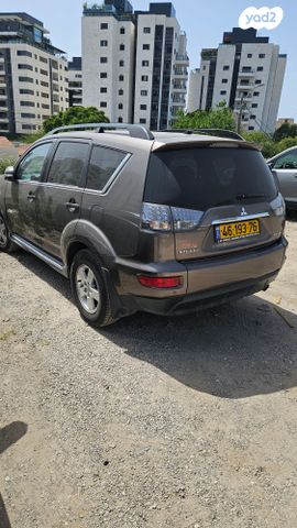 מיצובישי אאוטלנדר