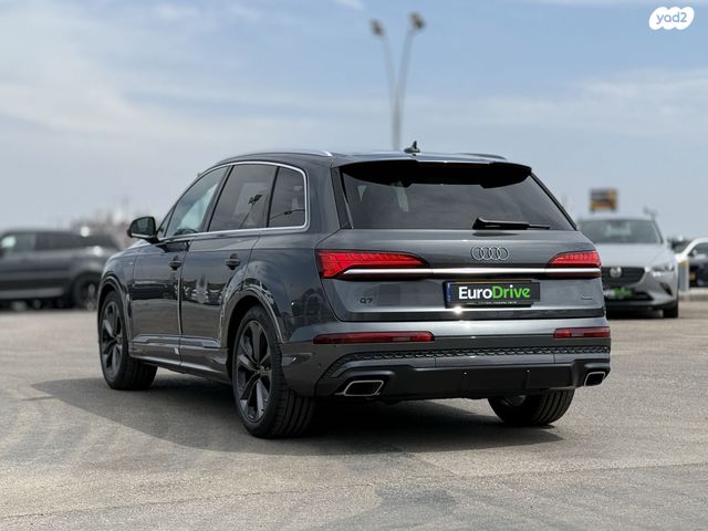 אאודי Q7