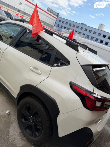 סובארו קרוסטרק