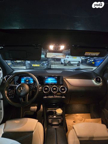 מרצדס-בנץ GLA