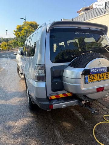 מודעת רכב מיצובישי פג'רו
