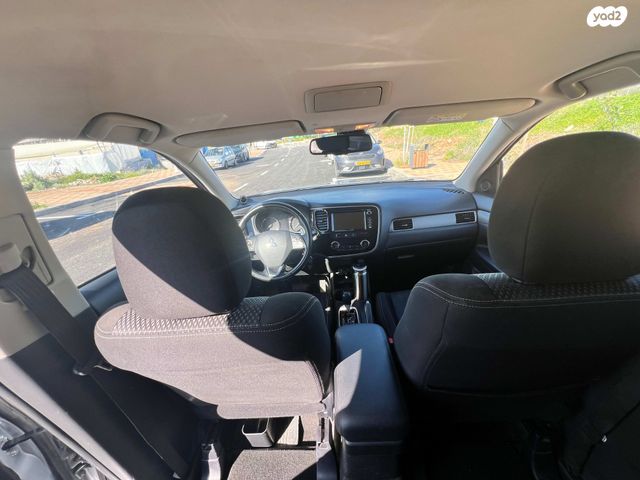 מיצובישי אאוטלנדר