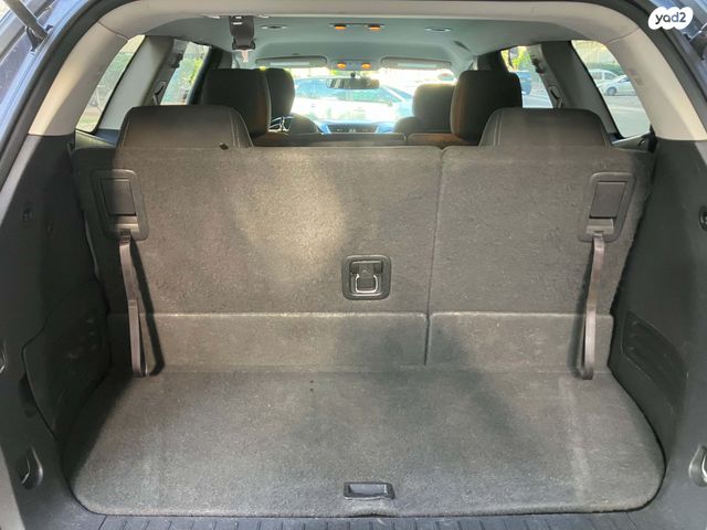 שברולט טראוורס