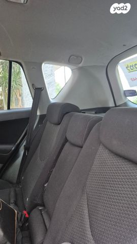 טויוטה RAV4