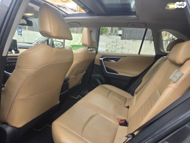 מודעת רכב טויוטה RAV4 1