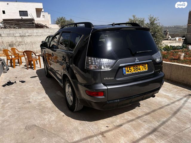 מיצובישי אאוטלנדר