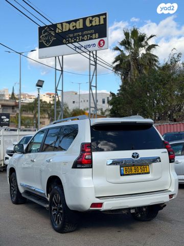 טויוטה לנד קרוזר