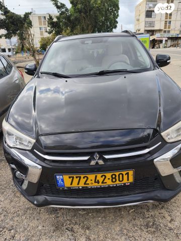 מודעת רכב מיצובישי ASX