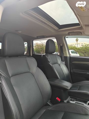 מיצובישי אאוטלנדר