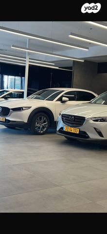 מודעת רכב מאזדה CX-30