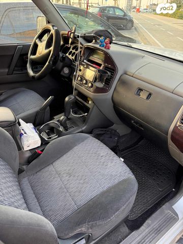 מיצובישי פג'רו