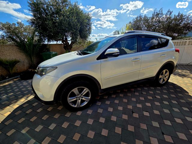 מודעת רכב טויוטה RAV4