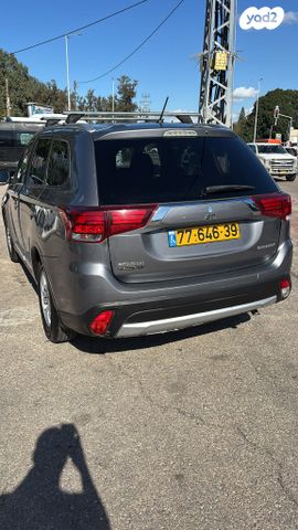 מיצובישי אאוטלנדר