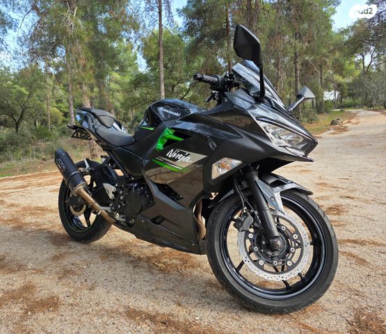 מודעת רכב קאוואסאקי נינג'ה 400