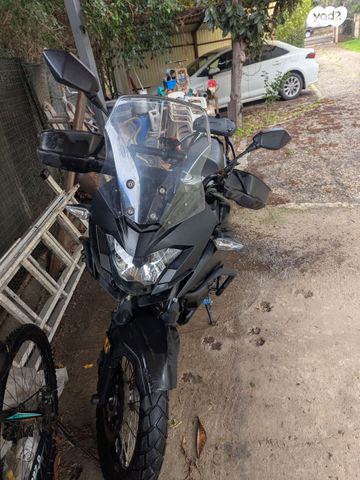 קאוואסאקי Versys-X 300