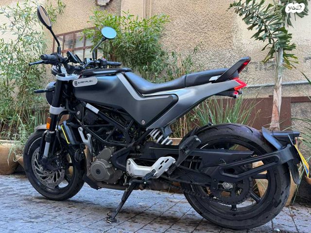 הוסקוורנה SVARTPILEN 250