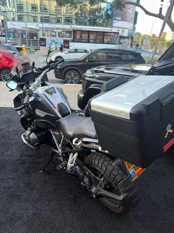 ב.מ.וו R1250GS