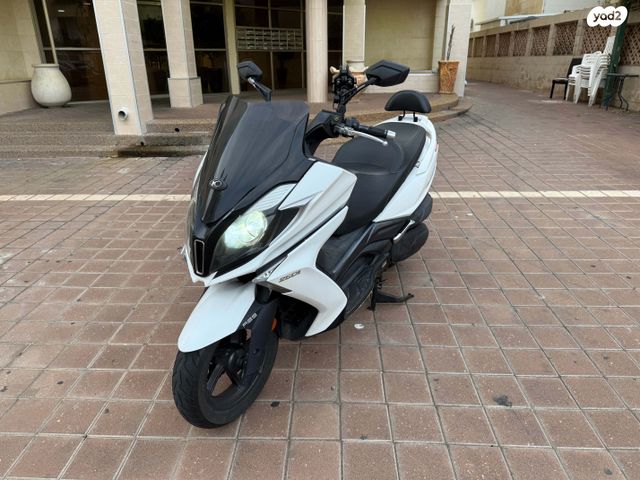 מודעת רכב קימקו דאון-טאון 250ABS