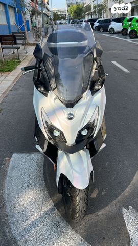 סאן יאנג קרוזים 300 אלפא