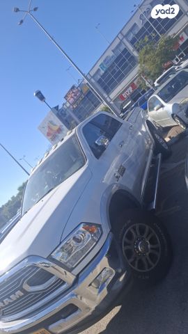 מודעת רכב דודג'