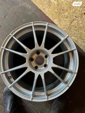 feedItemObj.data.row_1