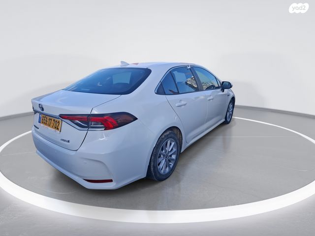 טויוטה קורולה