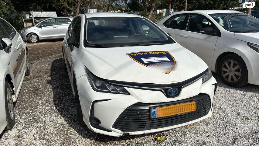 מודעת רכב טויוטה קורולה