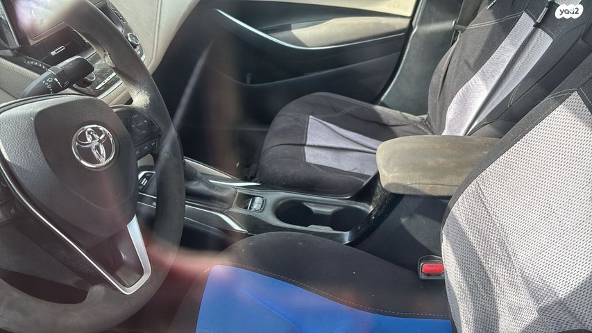 מודעת רכב טויוטה קורולה 2