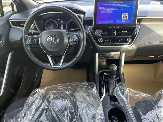 טויוטה קורולה קרוס