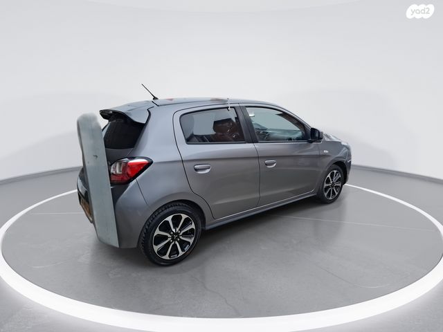 מיצובישי ספייס סטאר