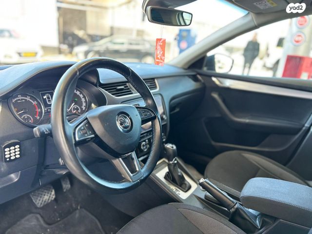 סקודה אוקטביה 