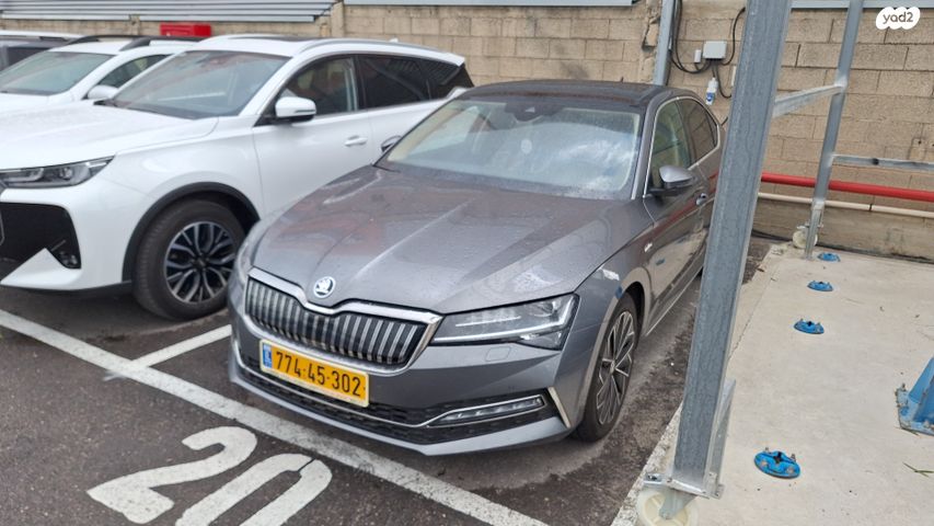 מודעת רכב סקודה סופרב