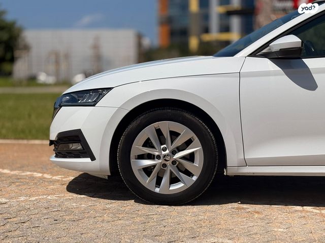 סקודה אוקטביה 