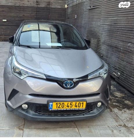 מודעת רכב טויוטה C-HR