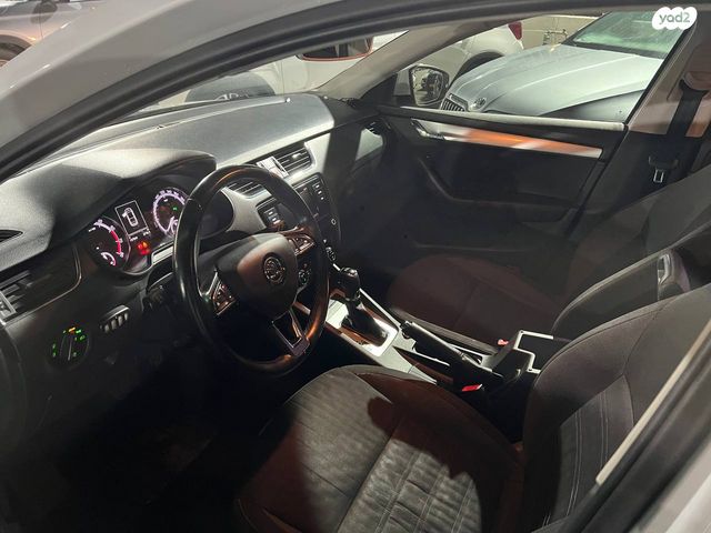 סקודה אוקטביה 